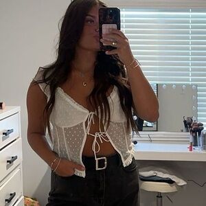 Elegant White Lace Tie-Front Top